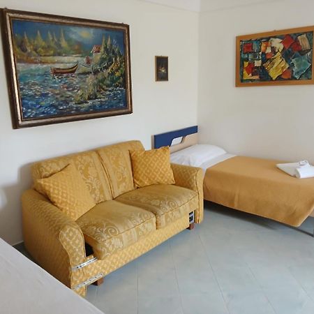 Alloggio Turistico Isabella Ventotene Zewnętrze zdjęcie